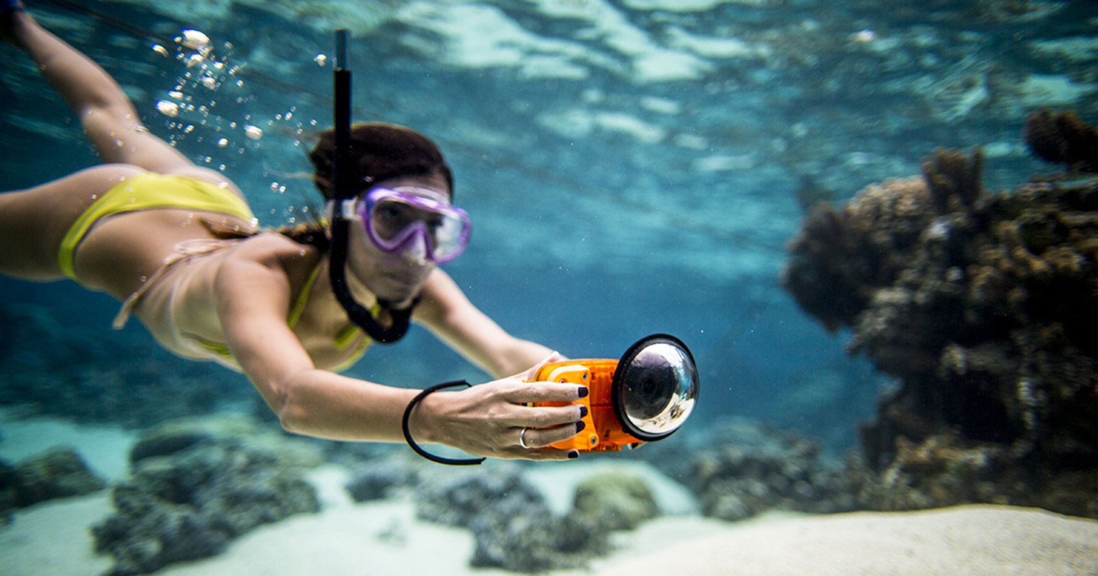 15 про под водой. Экшн камера для подводной съемки. Фотоаппарат для подводной съемки. Съемка под водой. Подводные съемки.