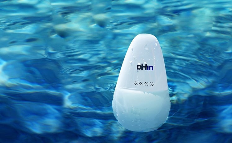 pHin-Smart-Pool-Water-Quality-Monitor-01.jpg