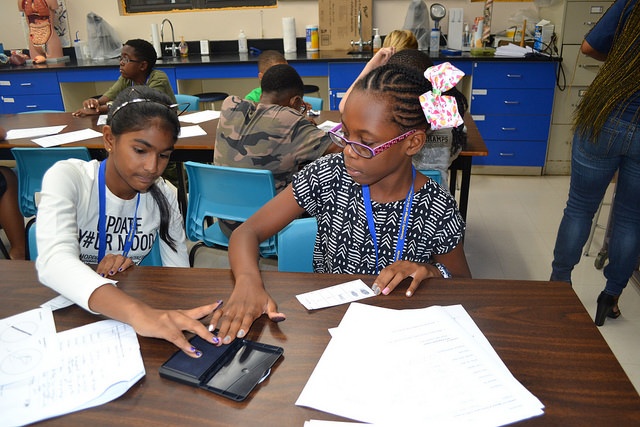 UCCI STEM Summer Camp Photos (5)