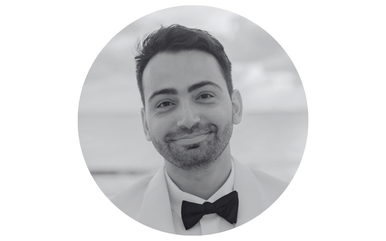 David Manoucheri New Website Headshot-1