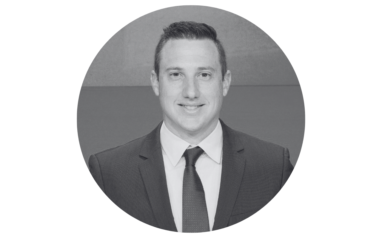 Kyle Floyd New Website Headshot-1